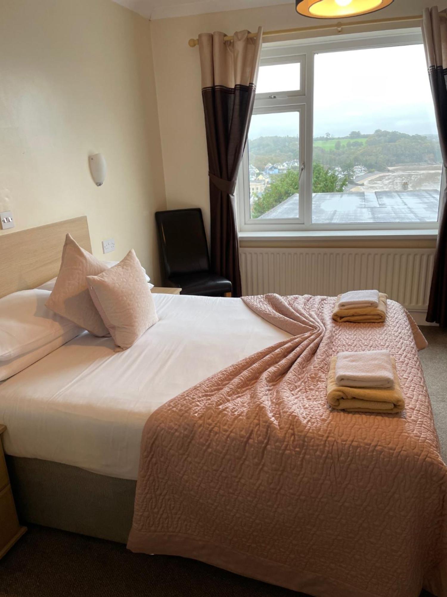 Merlewood Hotel Saundersfoot Extérieur photo